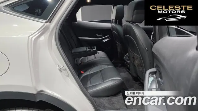 JAGUAR E-PACE P250 S 2018 — photo 18 sur 40