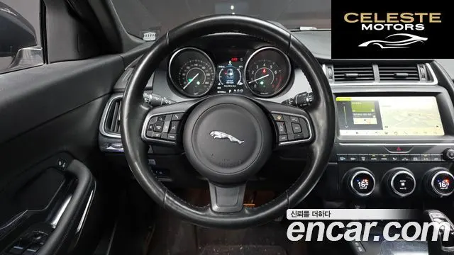 JAGUAR E-PACE P250 S 2018 — photo 19 sur 40