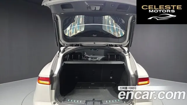 JAGUAR E-PACE P250 S 2018 — photo 26 sur 40