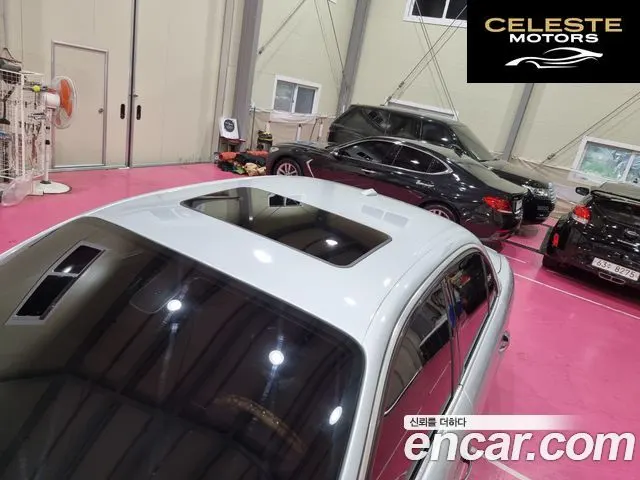 JAGUAR New XJ 2.7D SWB 2008 — photo 12 sur 26