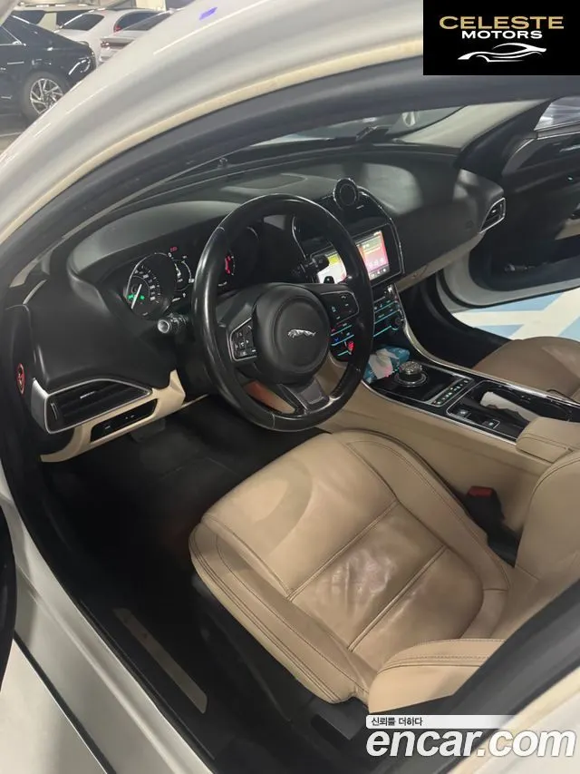 JAGUAR XE 20d 2017 — photo 10 sur 12