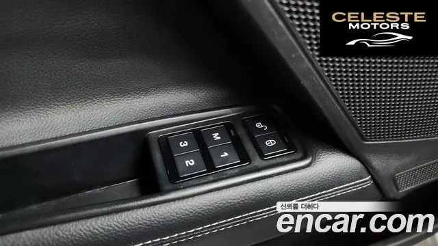 JAGUAR XE 20d RSport 2018 — photo 33 sur 34
