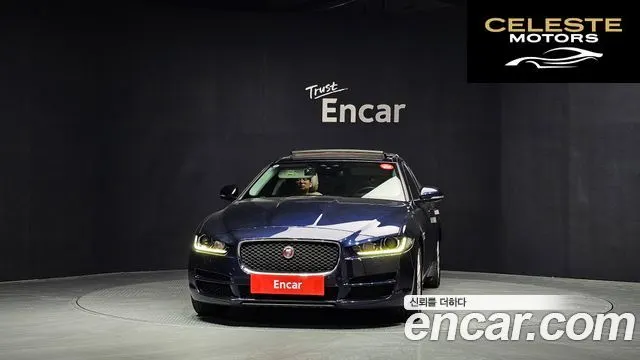 JAGUAR XE 20t 2017 — photo 3 sur 31
