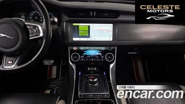 JAGUAR XF (X260) 3.0 S AWD 2017 — photo 14 sur 26