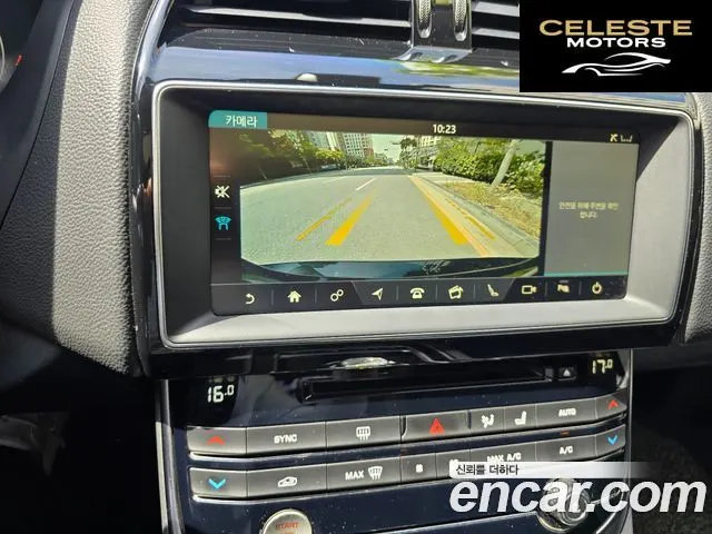 JAGUAR XE 20d 2018 — photo 15 sur 20