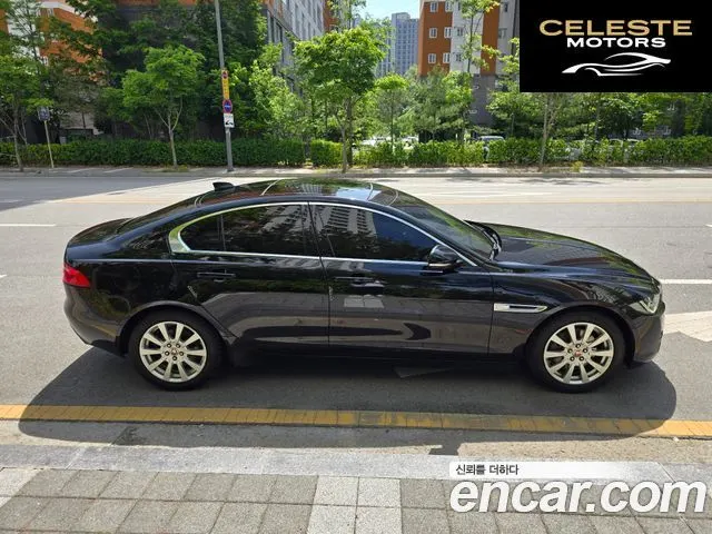 JAGUAR XE 20d 2018 — photo 4 sur 20