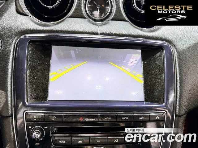JAGUAR All New XJ 2.0 Luxury LWB 2013 — photo 10 sur 26