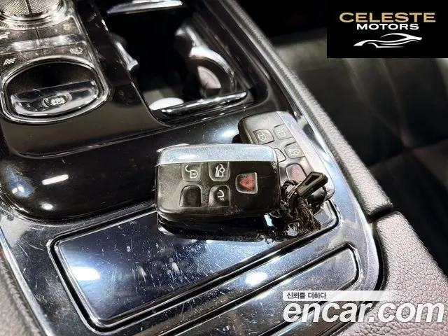 JAGUAR All New XJ 2.0 Luxury LWB 2013 — photo 13 sur 26