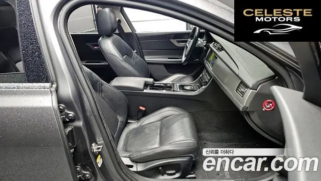 JAGUAR XF (X260) 20d 2018 — photo 10 sur 20