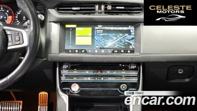 JAGUAR XF (X260) 20d 2018 — photo 14 sur 20