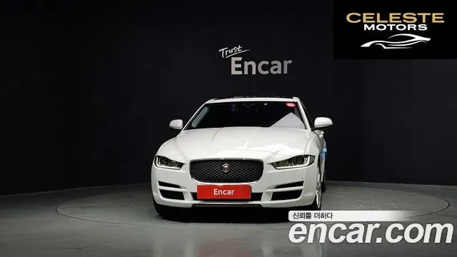 JAGUAR XE 20d 2018 — photo 3 sur 30