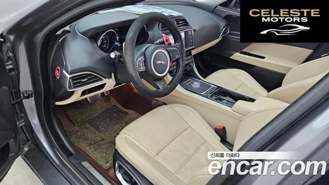 JAGUAR XE 20d 2016 — photo 10 sur 26