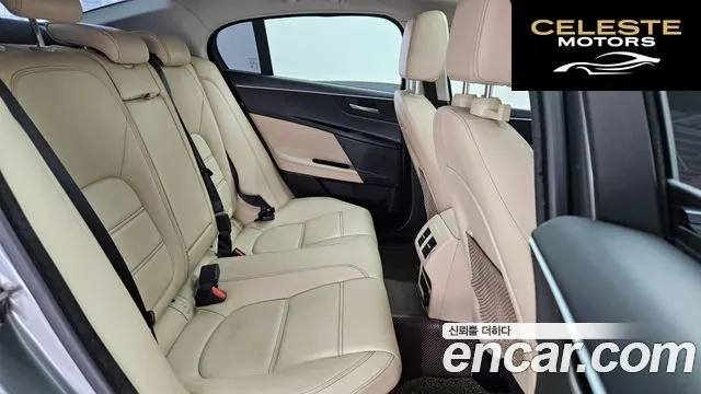 JAGUAR XE 20d 2016 — photo 12 sur 26