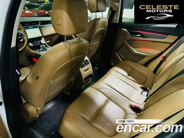 JAGUAR F-PACE D200 SE 2022 — photo 13 sur 25