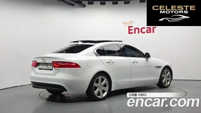 JAGUAR XE 20d 2016 — photo 2 sur 26