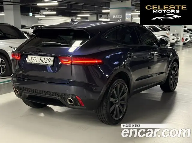 JAGUAR E-PACE P250 S 2018 — photo 4 sur 26