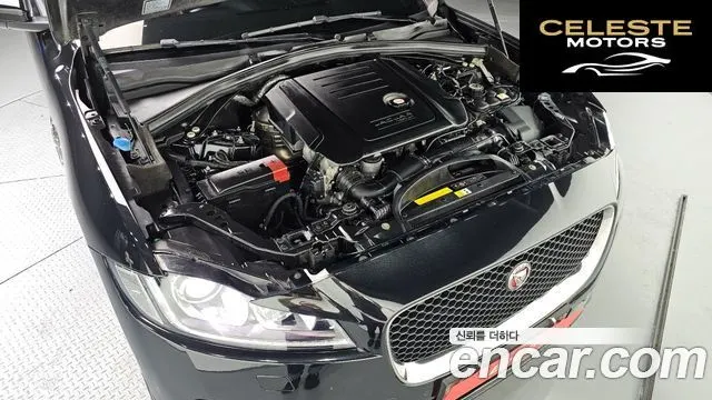 JAGUAR F-PACE 20d 2018 — photo 6 sur 20