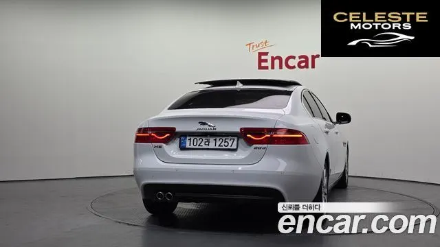 JAGUAR XE 20d 2016 — photo 4 sur 26