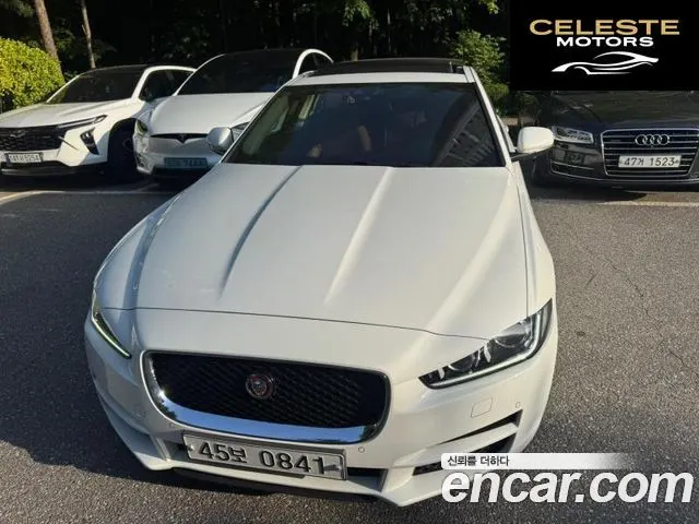 JAGUAR XE 20d 2016 — photo 15 sur 16