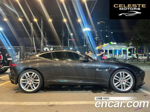 JAGUAR F-TYPE 5.0 R Coupé 2015 — photo 4 sur 11