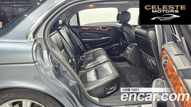 JAGUAR XJ-8 3.5 2006 — photo 11 sur 20