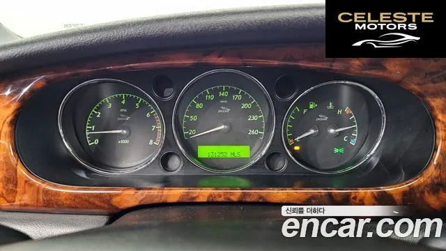 JAGUAR XJ-8 3.5 2006 — photo 8 sur 20