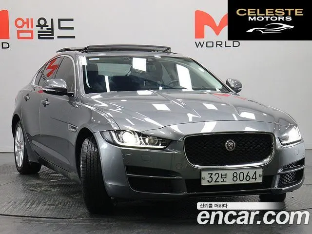 JAGUAR XE 20d AWD 2018 — photo 2 sur 26