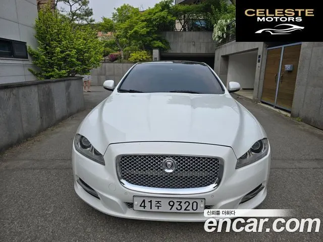 JAGUAR All New XJ 5.0 LWB 2011 — photo 3 sur 19