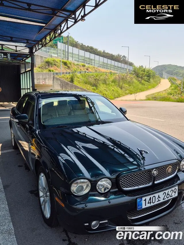 JAGUAR New XJ 4.2 V8 2008 — photo 3 sur 21