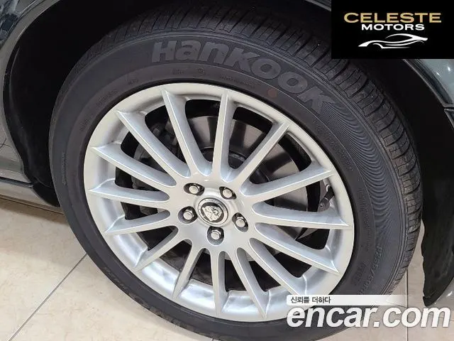 JAGUAR New XJ 4.2 V8 2008 — photo 5 sur 21