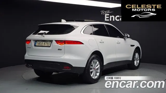 JAGUAR F-PACE 20d 2018 — photo 2 sur 20