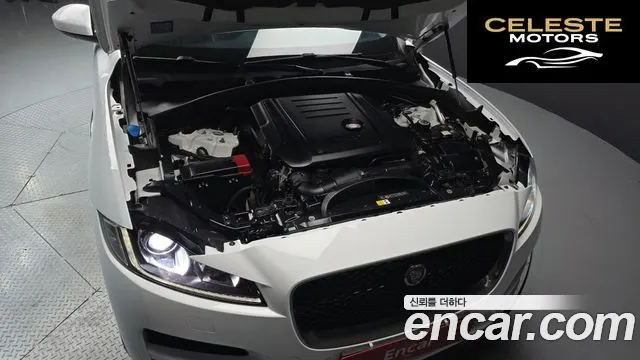 JAGUAR F-PACE 20d 2018 — photo 6 sur 20