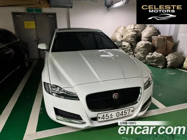 JAGUAR XF (X260) 20d 2017 — photo 12 sur 16