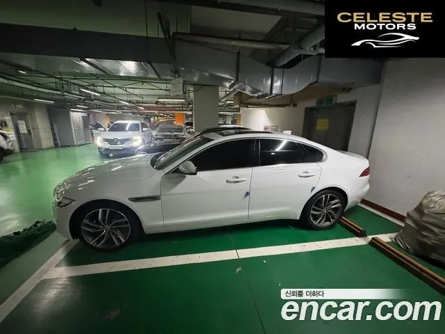 JAGUAR XF (X260) 20d 2017 — photo 2 sur 16