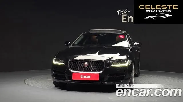 JAGUAR XE 20d AWD 2017 — photo 3 sur 40