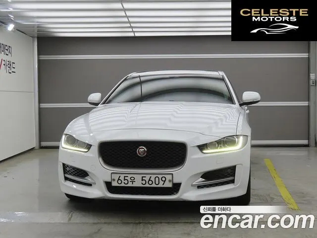JAGUAR XE 20d RSport 2016 — photo 2 sur 26