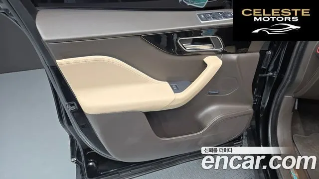 JAGUAR F-PACE 20d 2019 — photo 14 sur 33