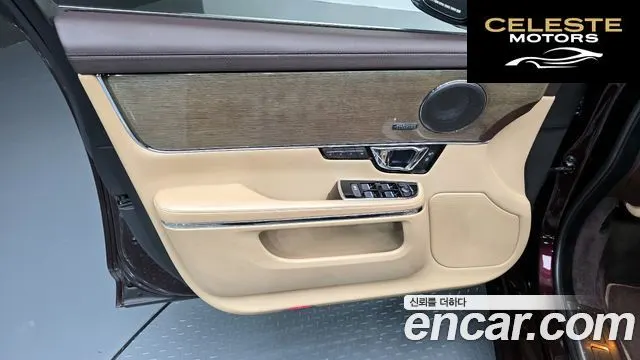 JAGUAR All New XJ 3.0D Premium Luxury SWB 2018 — photo 14 sur 33