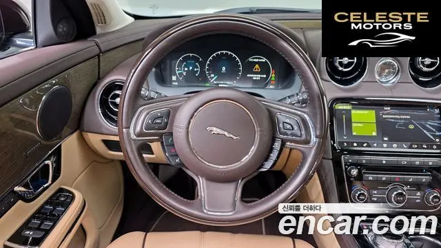 JAGUAR All New XJ 3.0D Premium Luxury SWB 2018 — photo 19 sur 33
