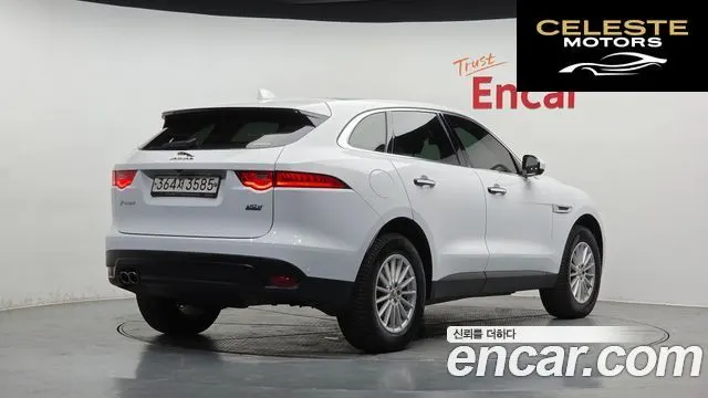 JAGUAR F-PACE 20d 2018 — photo 2 sur 32