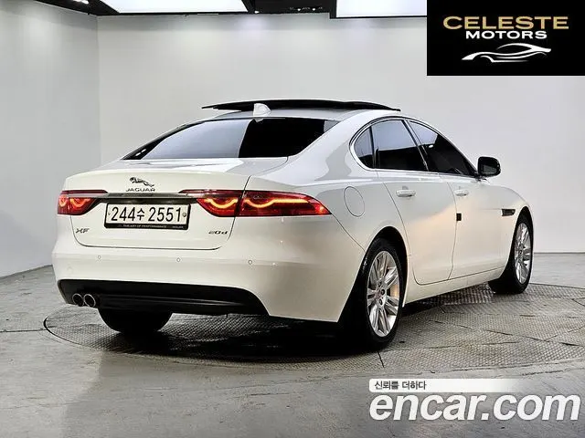 JAGUAR XF (X260) 20d 2017 — photo 4 sur 25