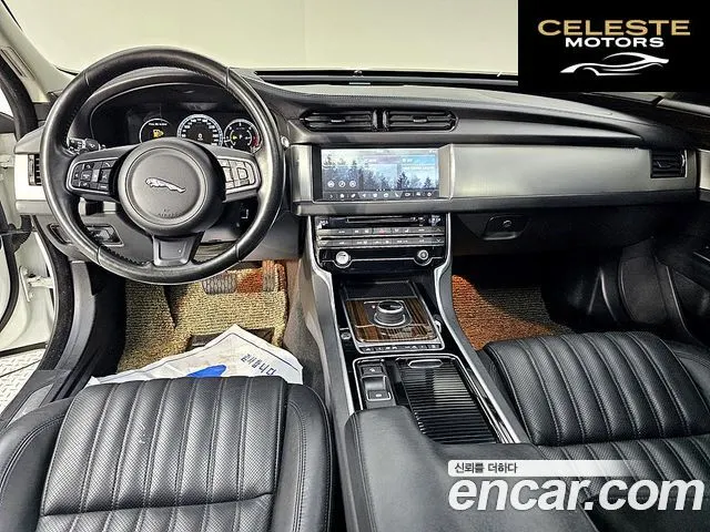 JAGUAR XF (X260) 20d 2017 — photo 5 sur 25