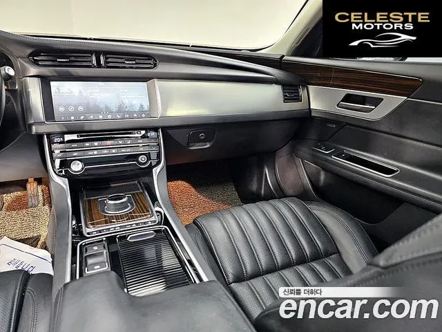 JAGUAR XF (X260) 20d 2017 — photo 9 sur 25