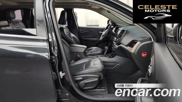 JEEP (KL) 2.0 Limited 4WD 2015 — photo 11 sur 20