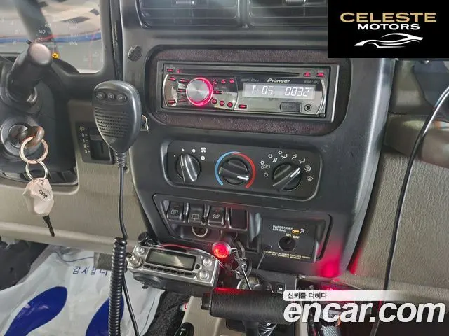 JEEP (TJ) 4.0 2003 — photo 11 sur 20