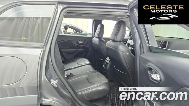 JEEP (KL) 3.2 AWD 2020 — photo 12 sur 20