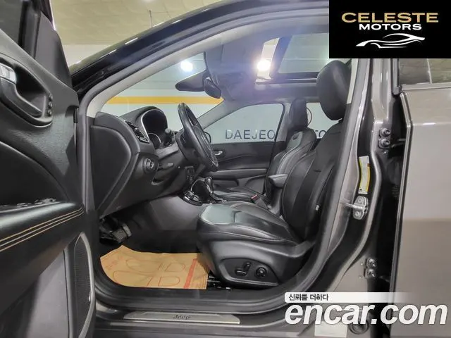 JEEP 22.4 Limited AWD 2020 — photo 15 sur 26