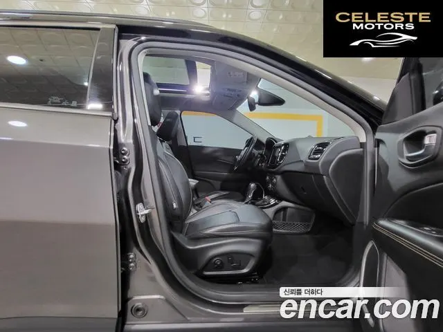 JEEP 22.4 Limited AWD 2020 — photo 18 sur 26