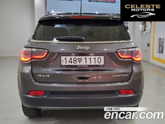 JEEP 22.4 Limited AWD 2020 — photo 4 sur 26
