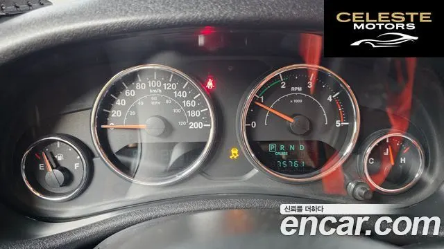 JEEP (JK) 2.8 4portes 2013 — photo 8 sur 20
